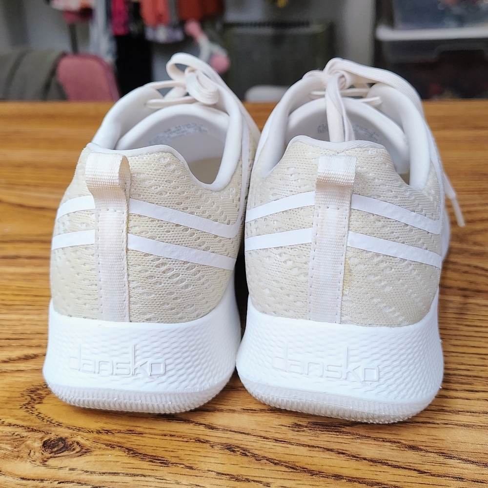 Dansko Women's Sky Mesh Comfort Energy Return Athletic Shoes Ivory sz 38. - Picture 10 of 16